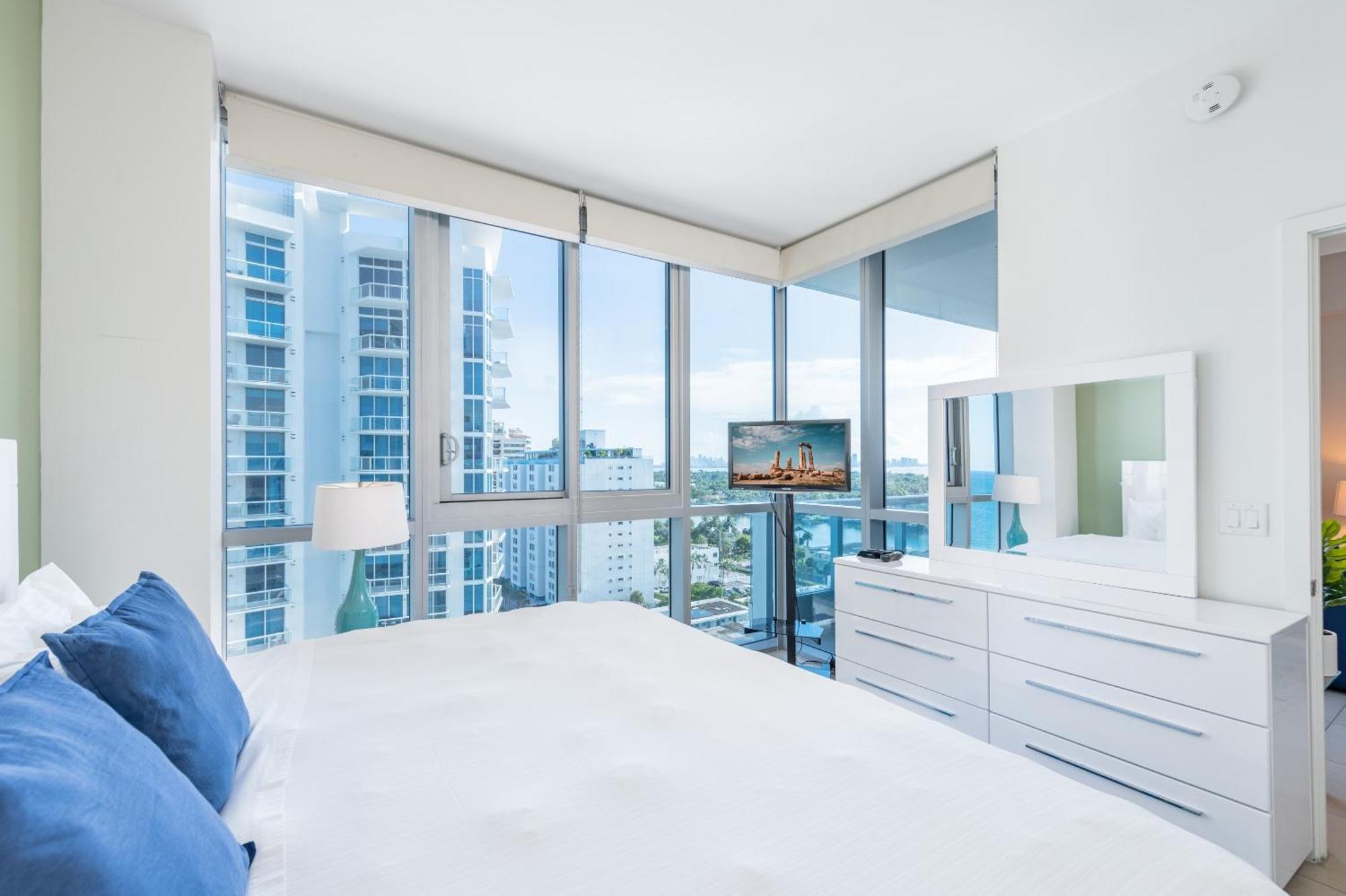 Bluebird Suites Monte Carlo Miami Beach Phòng bức ảnh