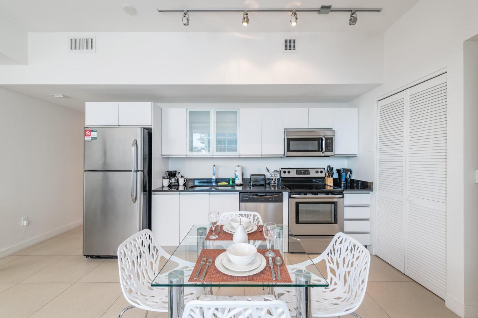 Bluebird Suites Monte Carlo Miami Beach Phòng bức ảnh