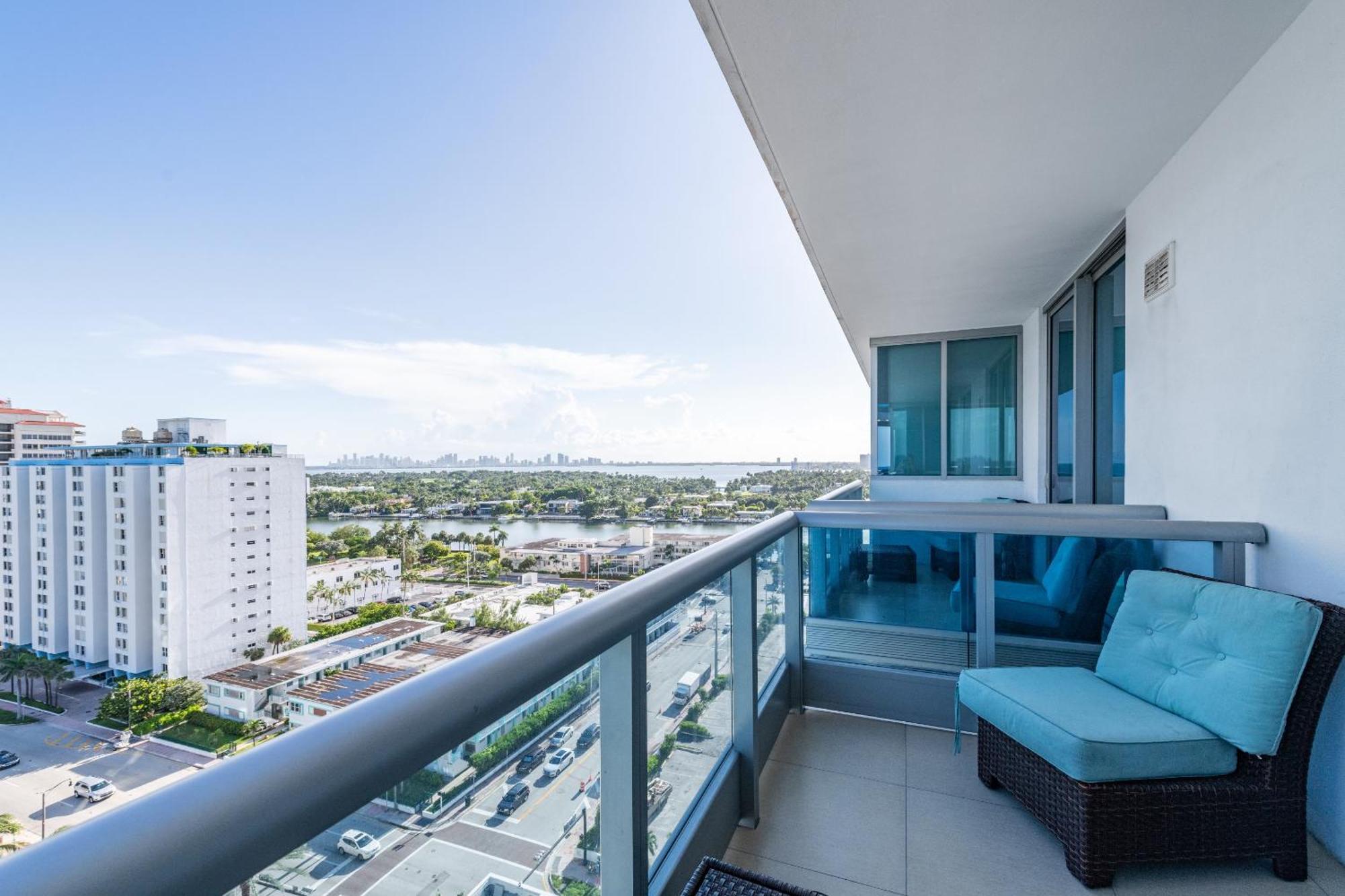 Bluebird Suites Monte Carlo Miami Beach Phòng bức ảnh
