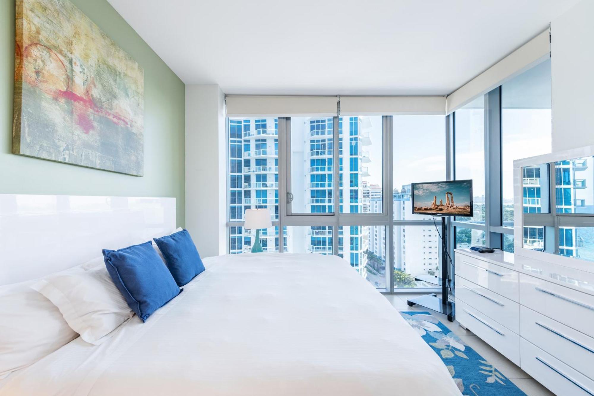Bluebird Suites Monte Carlo Miami Beach Phòng bức ảnh