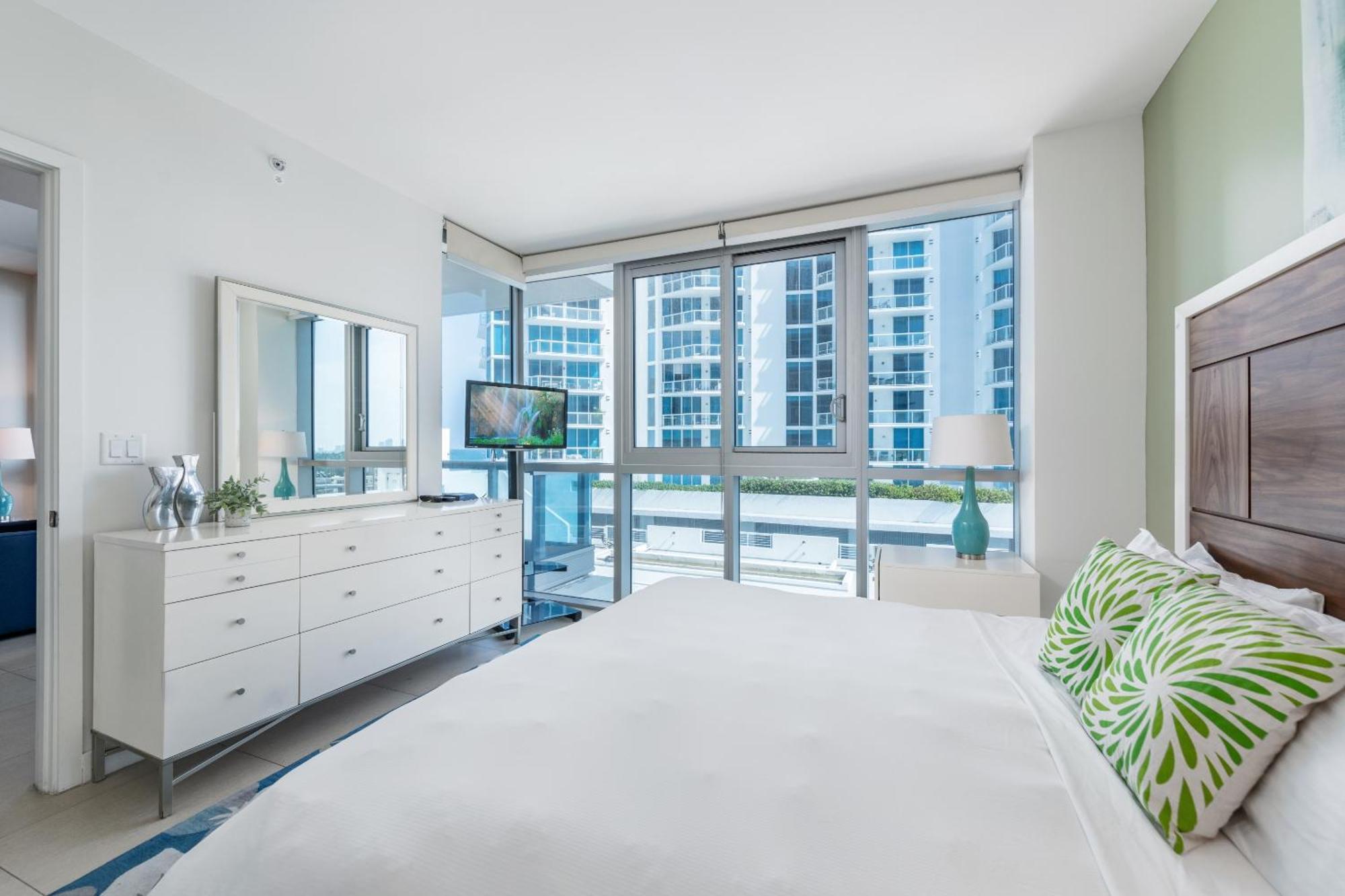 Bluebird Suites Monte Carlo Miami Beach Phòng bức ảnh