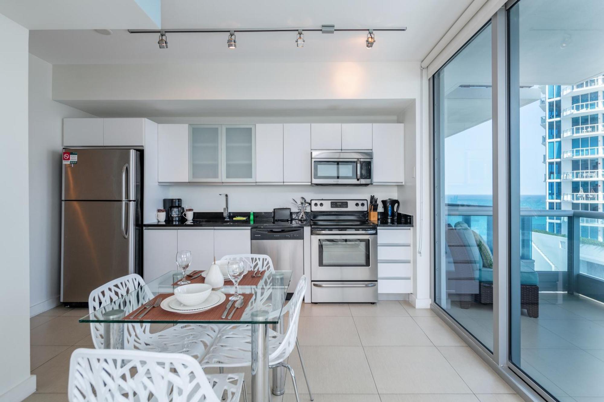 Bluebird Suites Monte Carlo Miami Beach Phòng bức ảnh